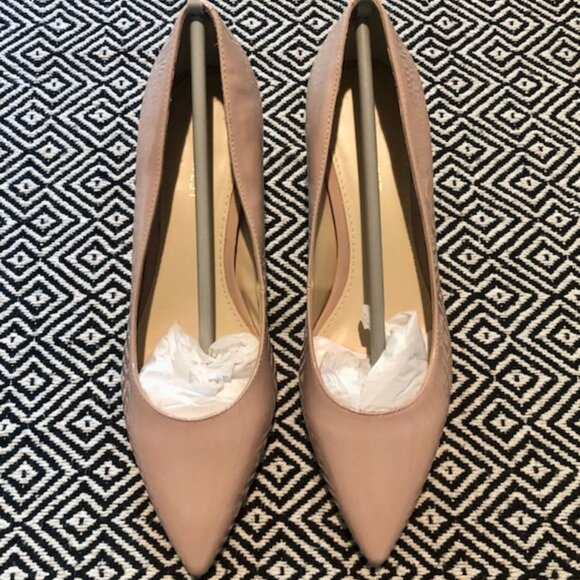 Nine West Shoes - Nine West Nude Kitten Heel